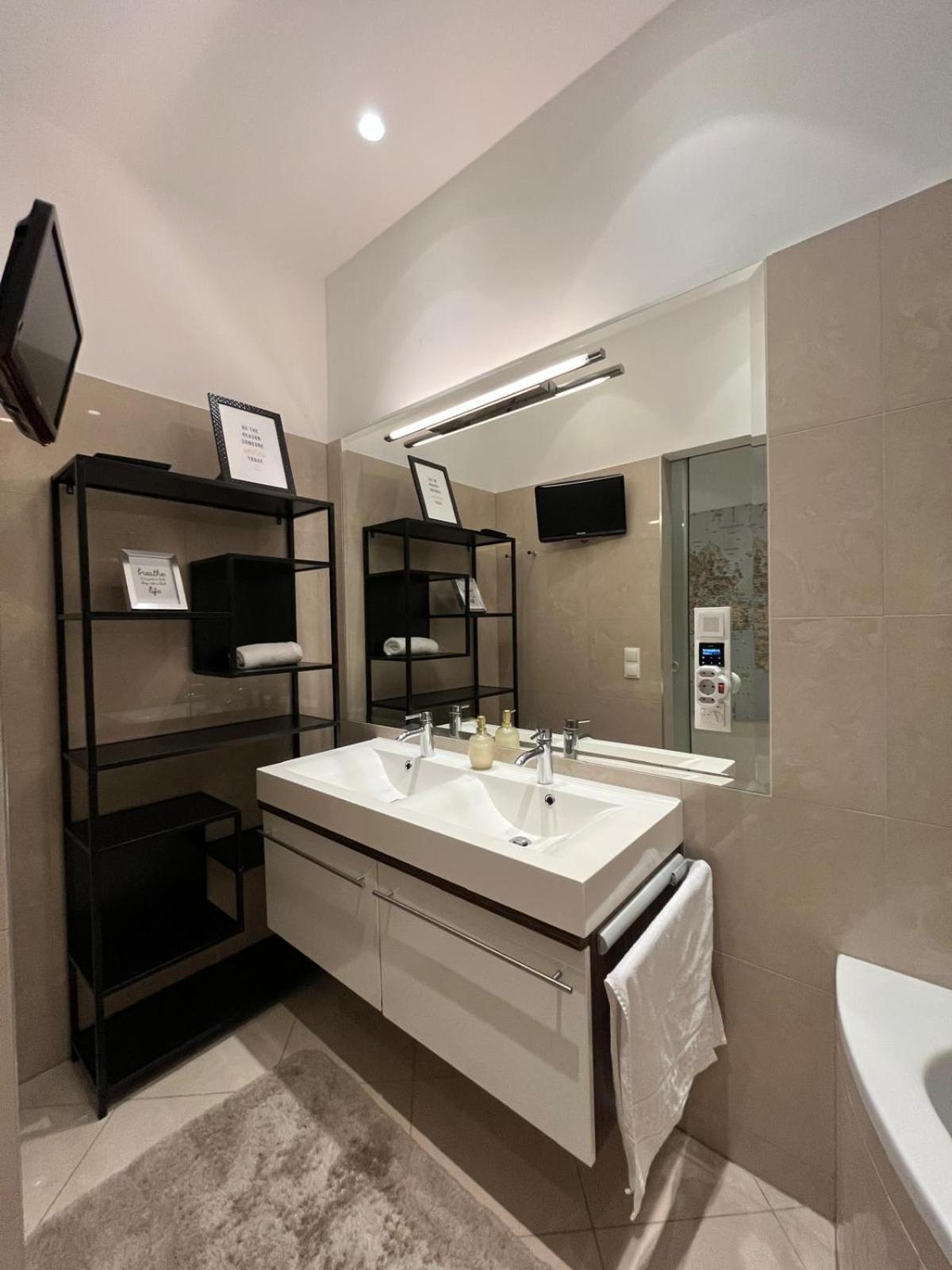 Luxury Cityapartment 5 Vienna Exterior photo